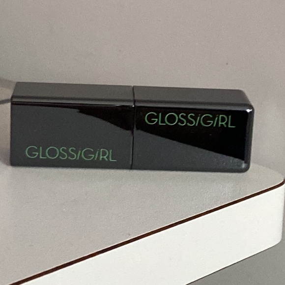 GLOSSIGIRL “PUSHOVER” LIPSTICK - Picture 4 of 6